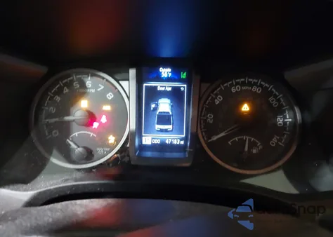 2019 Toyota Tacoma Trd Sport z USA, uszkodzony, nr VIN 3TMCZ5AN3KM197210